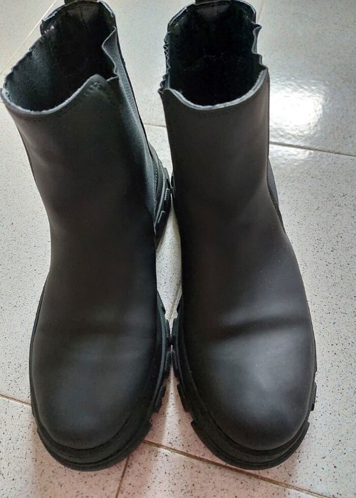 Siyah bot 38 numara - Görsel 2