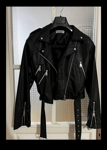 Kemerli Siyah Deri Biker Ceket