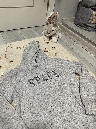 m Beden KABARTMA YAZILI SWEATSHIRT