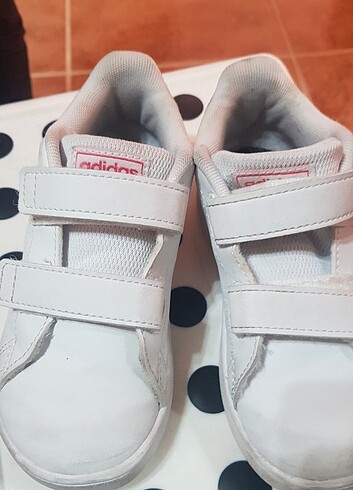 26 Beden Adidas cocuk ayakkabisi