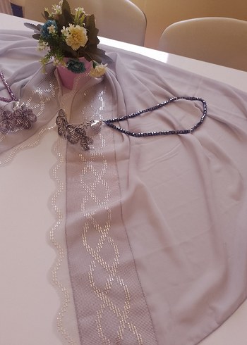 Beden Tel kırma işlemeli namaz örtüsü