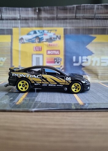  Beden Renk HOT WHEELS 06 PONTIAC