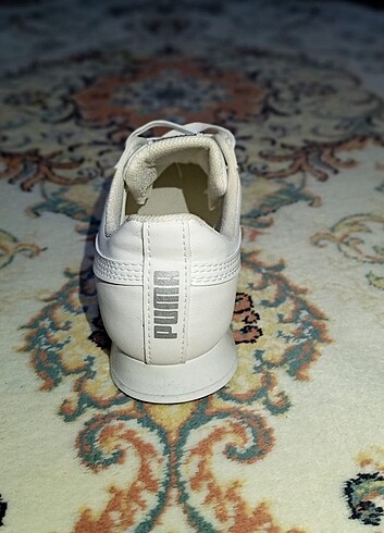 36,5 Beden beyaz Renk Puma düz beyaz spor ayakkabı 
