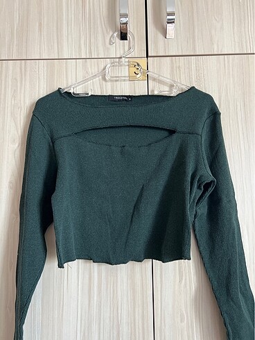 Trendyolmilla cut detaylı bluz