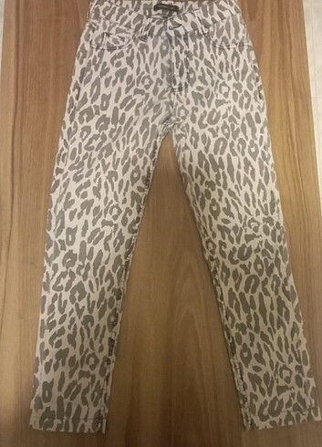 Leopar pantolon