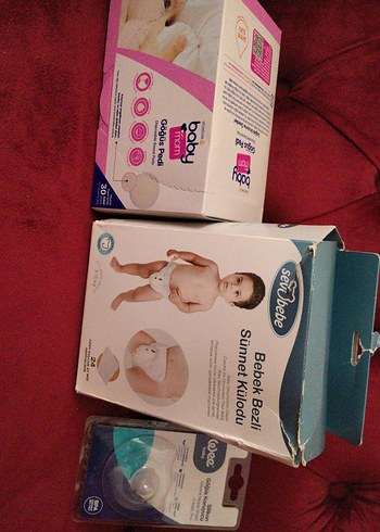 Bebek Emzirme Pedi ve Silikon Göğüs Koruyucu - Görsel 3