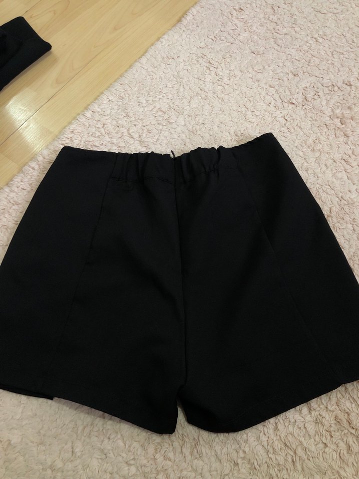 Siyah şort Etek - Görsel 2