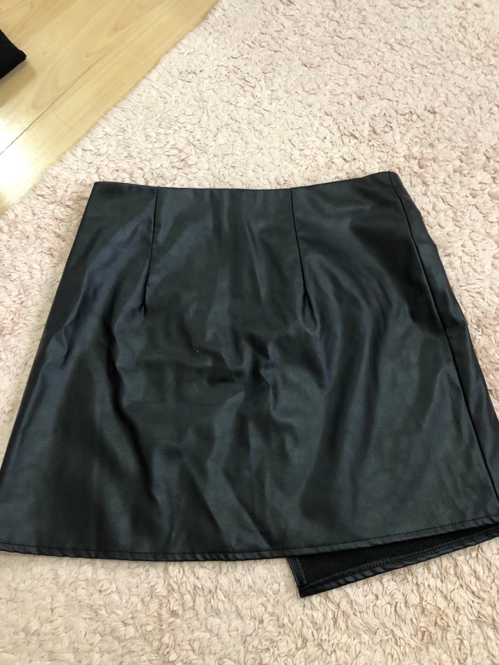 Siyah Fermuarlı Deri Etek - Görsel 2