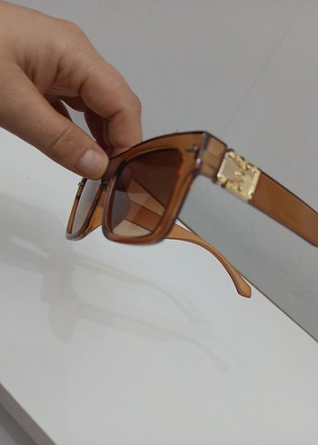 yeni gözlük 2 kez anca takıldı çok şık - Görsel 4