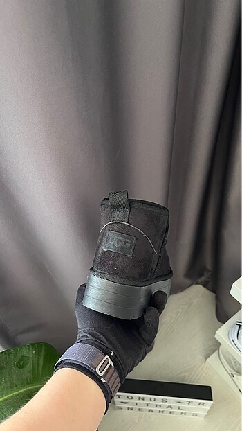 37 Beden siyah Renk Ugg mini Classic Siyah
