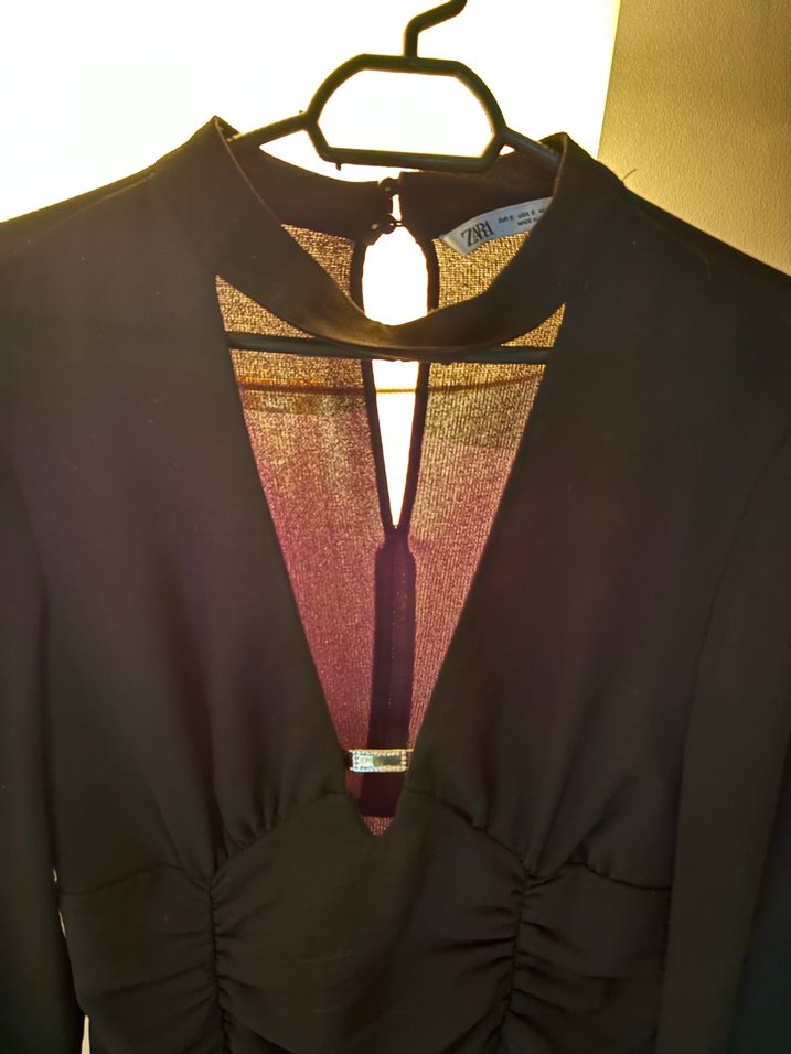 Uzun Kollu V Yaka Siyah Midi Elbise - Görsel 2