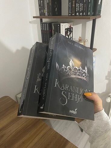 Roman kitap