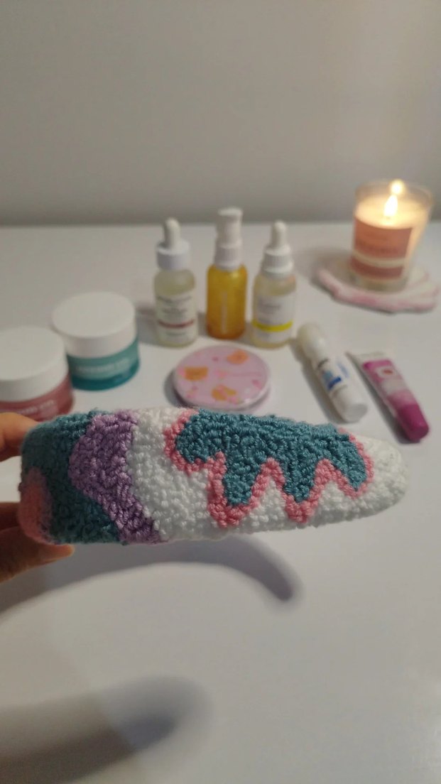 Pastel Renkli Çok Renkli Taç - Görsel 2