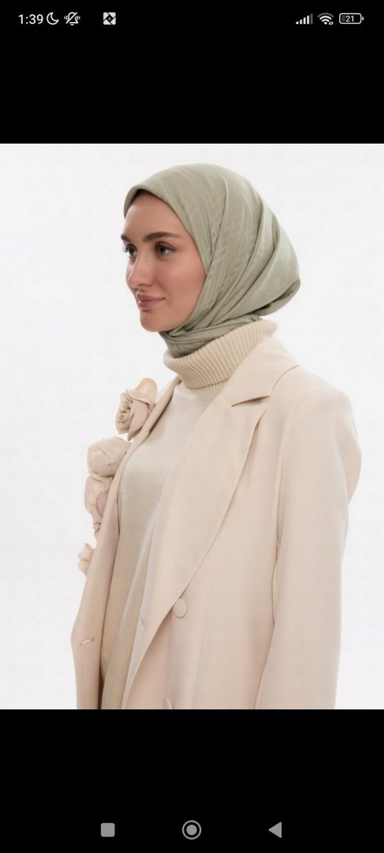 ŞAL MARKAMI KAPATTIĞIM İÇİN UYGUN'A SATIYORUM 
0 eşarp - Görsel 2