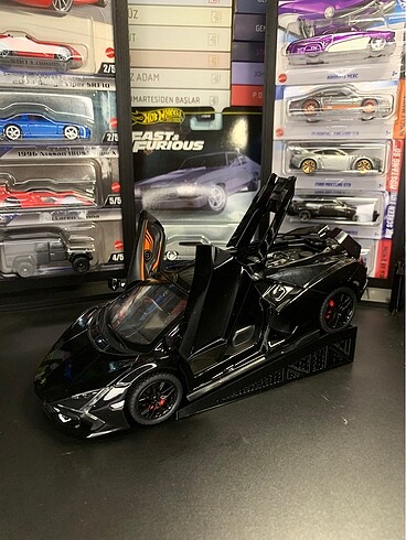  Beden 1:24 LAMBORGHİNİ MODEL ARABA IŞIKLI