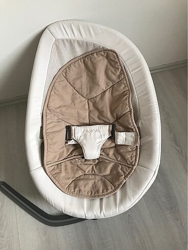 Nuna sallanan ana kucağı