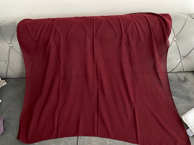 Bordo eşarp