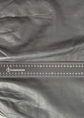 Siyah Deri Kadın Şort - Görsel 4