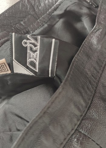 Siyah Deri Kadın Şort - Görsel 5