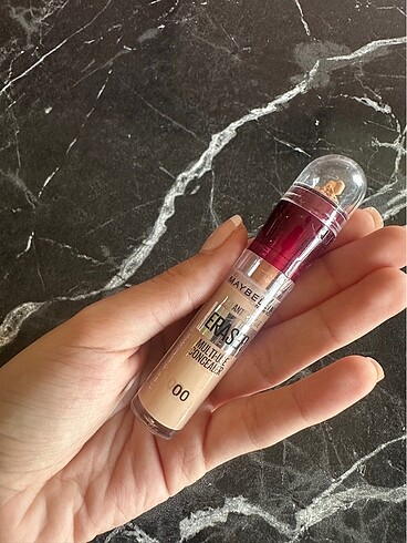 Maybelline eraser concelear