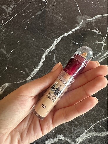 Maybelline Maybelline eraser concelear