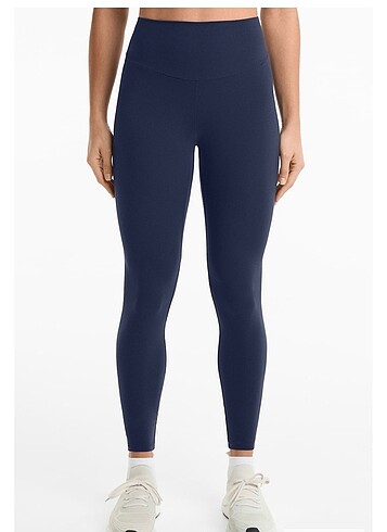 OYSHO comfortlux tayt