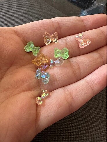 Diğer Hologramlı ayıcık tırnak charm