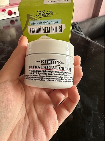 Kiehls ultra facial cream