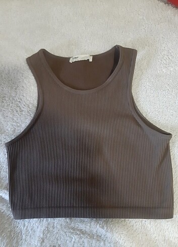 pull and bear crop