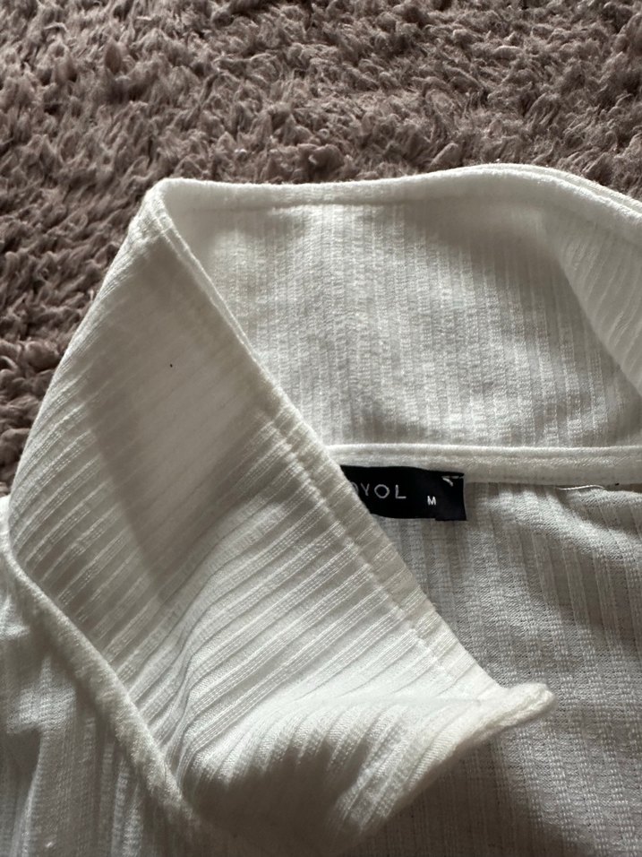 Kısa Kollu Beyaz Gömlek - Görsel 2