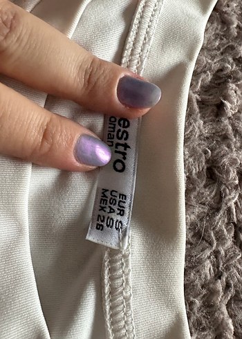 Beyaz Uzun Kollu Boğazlı Parmaklı  Bluz - Görsel 3