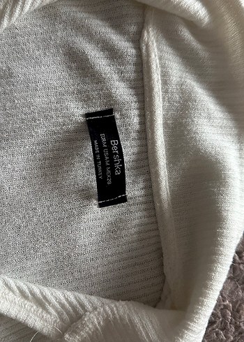 Beyaz polo yaka bluz - Görsel 2