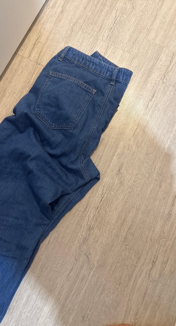 Parlak Mavi Bol Kesim Midi Kot Pantolon - Görsel 4