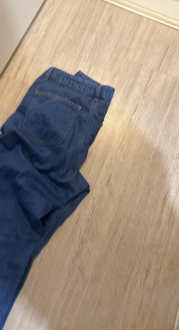 Parlak Mavi Bol Kesim Midi Kot Pantolon - Görsel 3