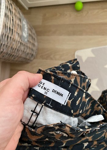 Leopar Desenli Rahat Kadın Kumaş Pantolon - Görsel 2