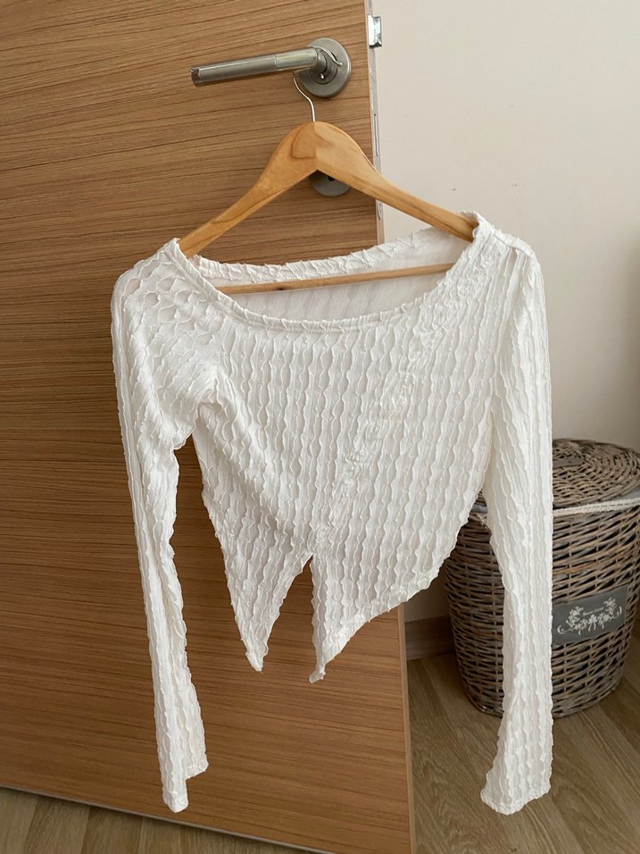 Beyaz V Yaka Kısa bluz - Görsel 3