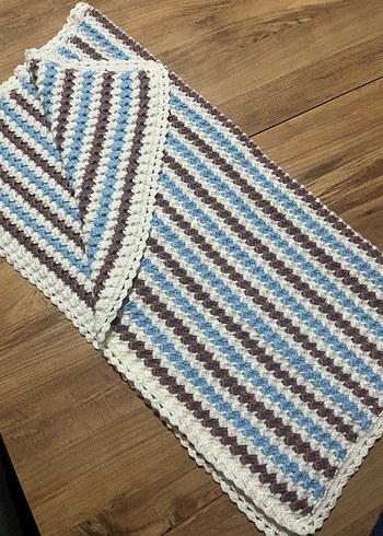 Çocuklar için Çok Renkli Örgü Battaniye - Görsel 2