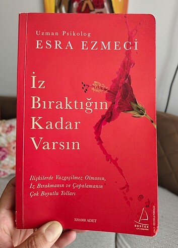 Beden Renk #esraezmeci #kitap
