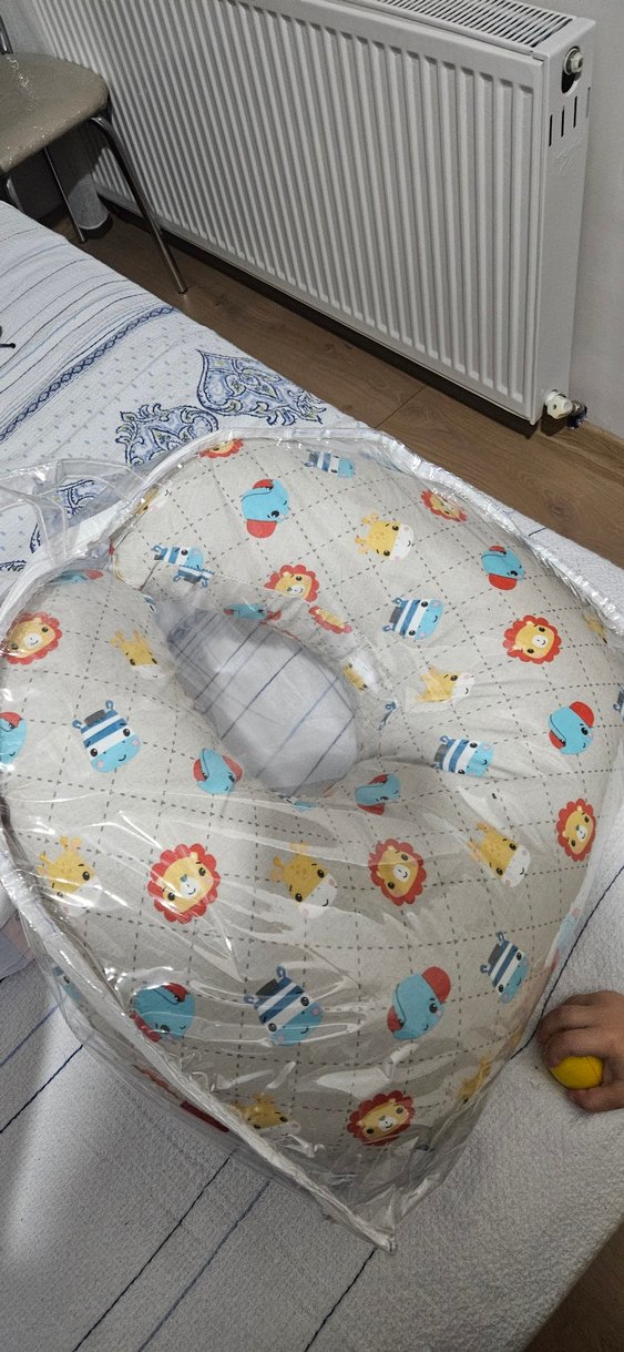 Desenli Gri Emzirme Yastığı - Görsel 3