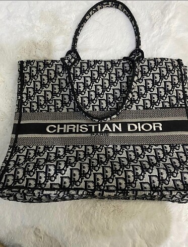 Christian dior çanta