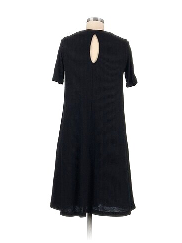 Pull and Bear Kısa Elbise %70 İndirimli. - Görsel 3