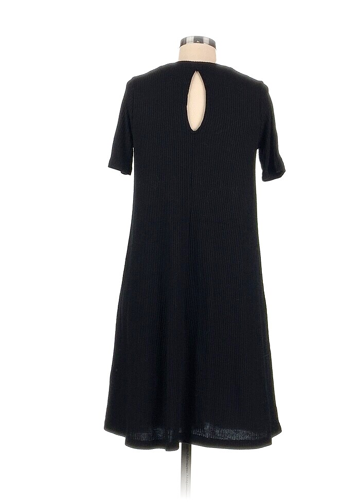 Pull and Bear Kısa Elbise %70 İndirimli. - Görsel 3