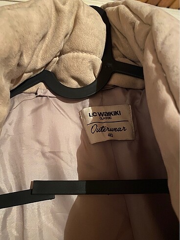 LC Waikiki Krem mont