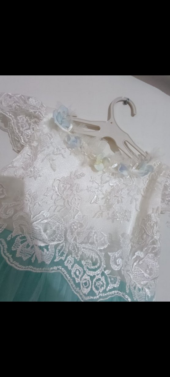 Kız Çocuk Turkuaz Dantel Detaylı Elbise - Görsel 2