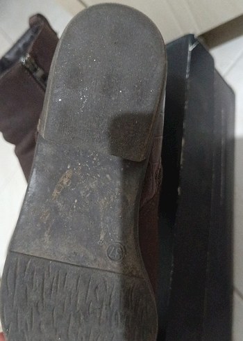 37 Beden Fermuarlı Kahverengi Kadın Bot
