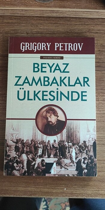Kitap Beyaz zambaklar ülkesinde 