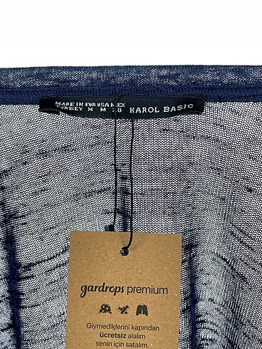 m Beden lacivert Renk Diğer T-shirt %70 İndirimli.