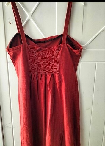 16-17 Yaş Beden kırmızı Renk Yazlık askılı önden düğme detaylı keten elbise