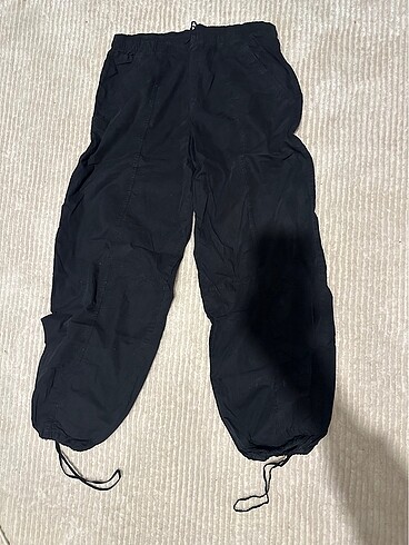 zara paraşüt pantolon