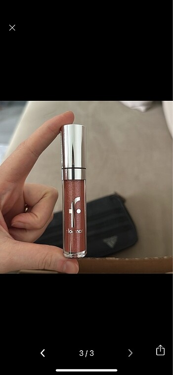 Beden FLORMAR GLOSS